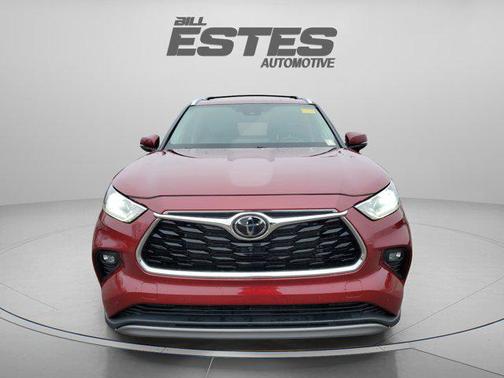 2023 Toyota Highlander Platinum