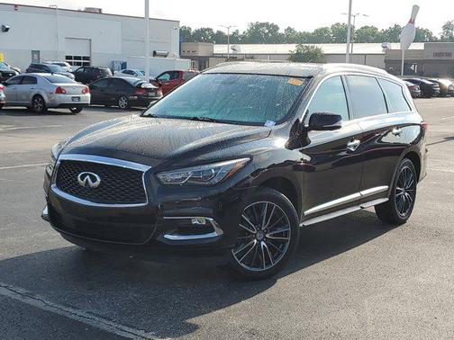 2017 INFINITI QX60 Base