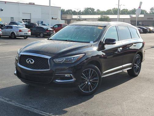 2017 INFINITI QX60 Base