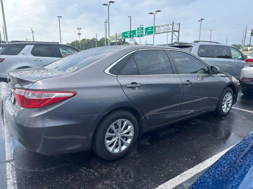 2017 Toyota Camry Hybrid LE
