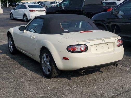2008 Mazda MX-5 Miata Sport