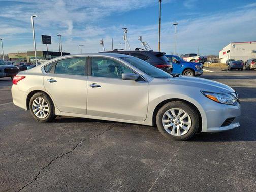 2016 Nissan Altima 2.5 S