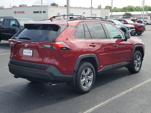2025 Toyota RAV4 Hybrid XLE