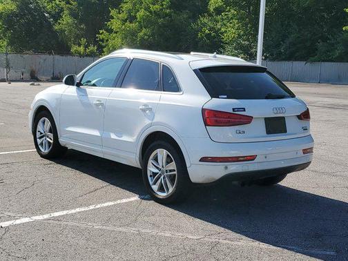 2017 Audi Q3 2.0T Premium Plus