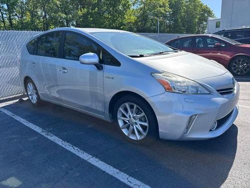 Classic Silver Metallic 2014 Toyota Prius v Five