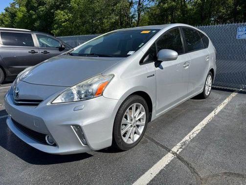 Classic Silver Metallic 2014 Toyota Prius v Five