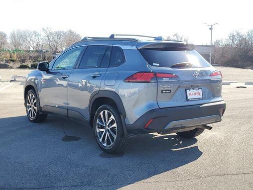 2022 Toyota Corolla Cross XLE
