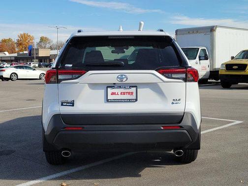 2025 Toyota RAV4 Hybrid XLE
