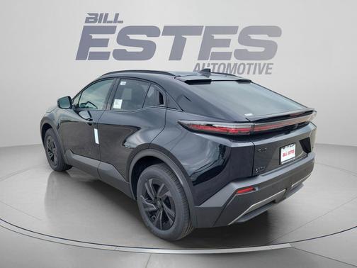Midnight Black Metallic 2026 Toyota C-HR SE