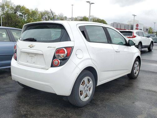 2015 Chevrolet Sonic LS