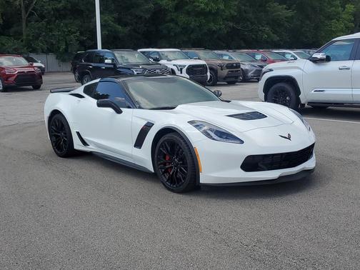 Arctic White 2018 Chevrolet Corvette Z06