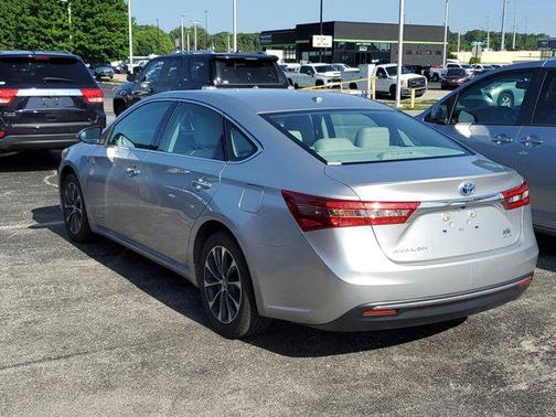 2016 Toyota Avalon Hybrid XLE Premium