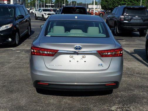2016 Toyota Avalon Hybrid XLE Premium