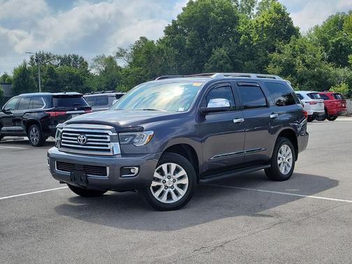 Magnetic Gray Metallic 2018 Toyota Sequoia Platinum