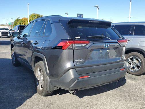 2023 Toyota RAV4 Hybrid LE