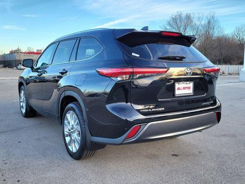 2022 Toyota Highlander Limited