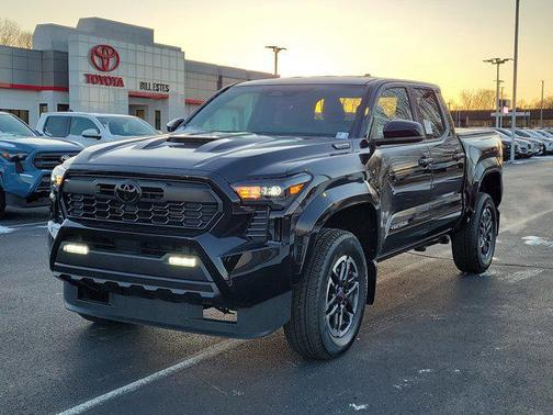 2026 Toyota Tacoma Hybrid TRD Sport