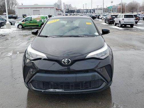 2022 Toyota C-HR XLE