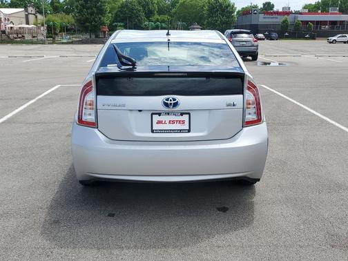 Classic Silver Metallic 2015 Toyota Prius Two