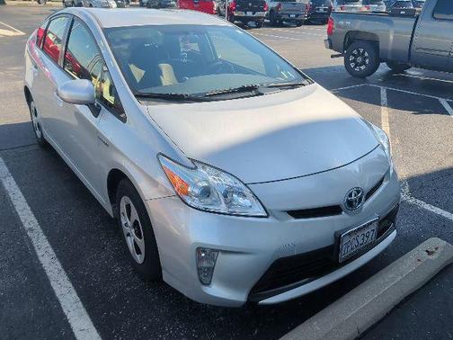 Classic Silver Metallic 2015 Toyota Prius Two