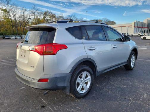 2013 Toyota RAV4 XLE