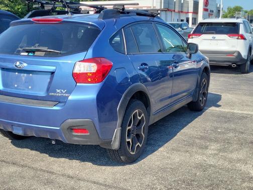 Quartz Blue Pearl 2014 Subaru XV Crosstrek 2.0i Limited