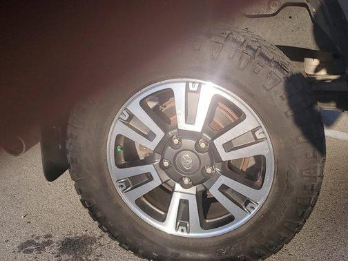 2018 Toyota Tundra SR5