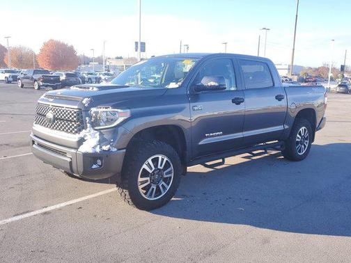 2018 Toyota Tundra SR5