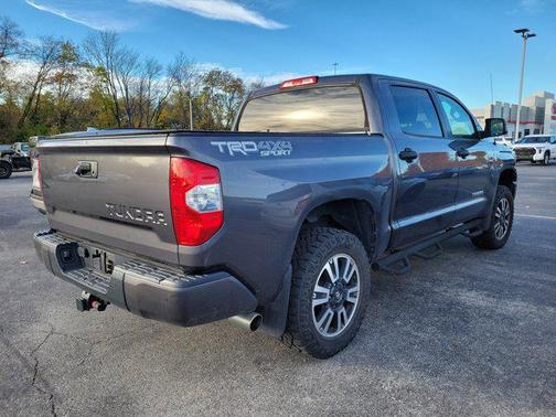 2018 Toyota Tundra SR5