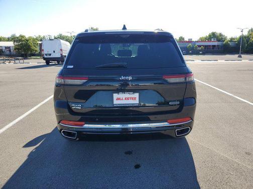 2022 Jeep Grand Cherokee Overland