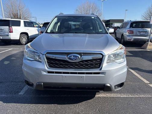Ice Silver Metallic 2016 Subaru Forester 2.5i Premium