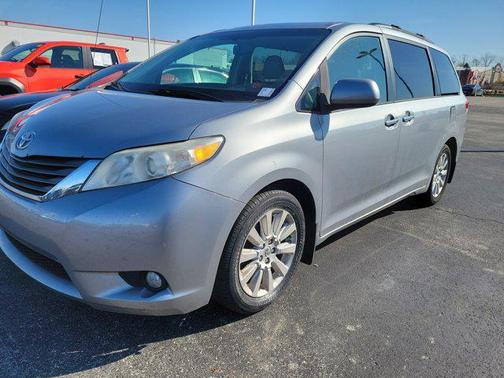 2014 Toyota Sienna XLE