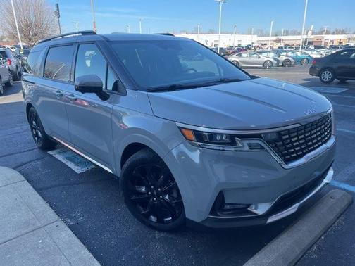 Ceramic Silver 2024 Kia Carnival SX Prestige