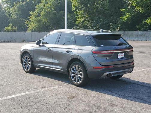 2022 Lincoln Corsair Standard