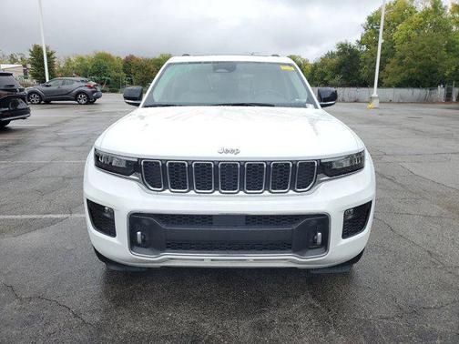 2022 Jeep Grand Cherokee Overland