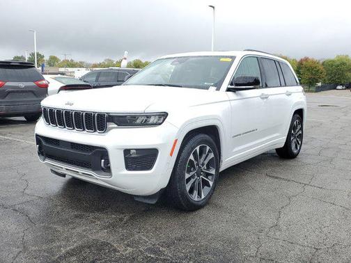 2022 Jeep Grand Cherokee Overland