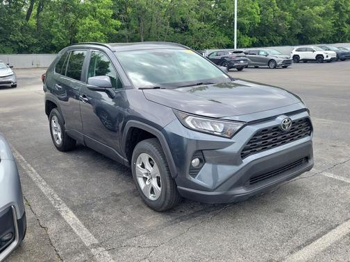 Magnetic Gray Metallic 2019 Toyota RAV4 XLE