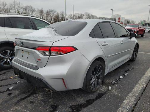 2025 Toyota Corolla Hybrid SE