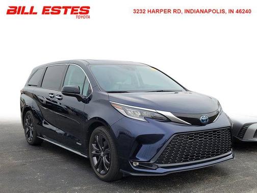 2021 Toyota Sienna XSE 7 Passenger