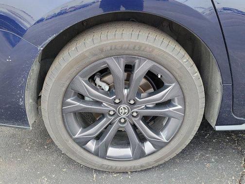 2021 Toyota Sienna XSE 7 Passenger