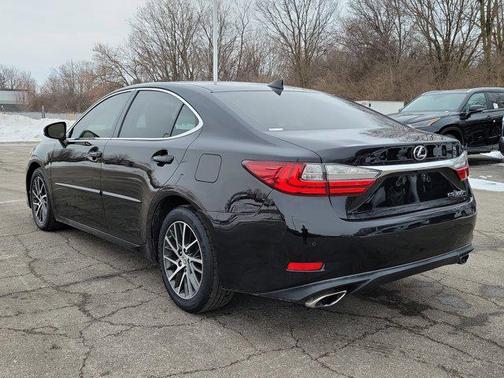 2016 Lexus ES 350 Base