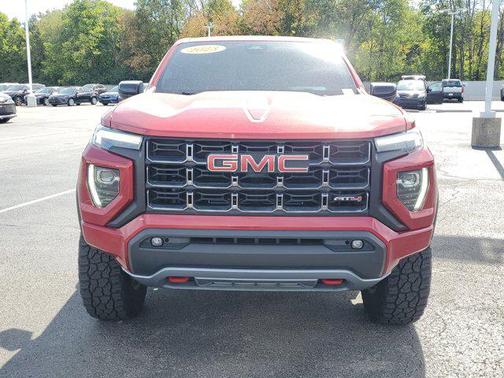 2023 GMC Canyon AT4