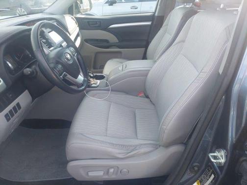 2015 Toyota Highlander LE Plus