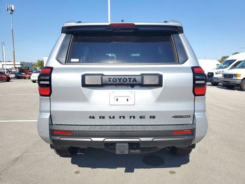 2025 Toyota 4Runner TRD Off Road