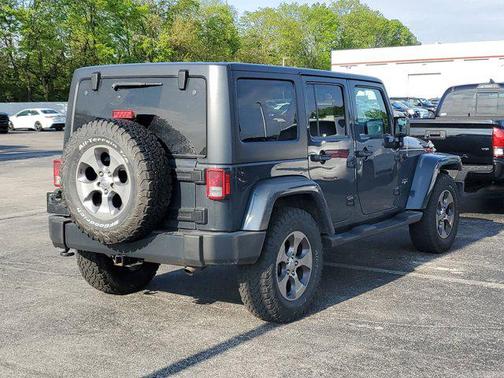 2016 Jeep Wrangler Unlimited Sahara
