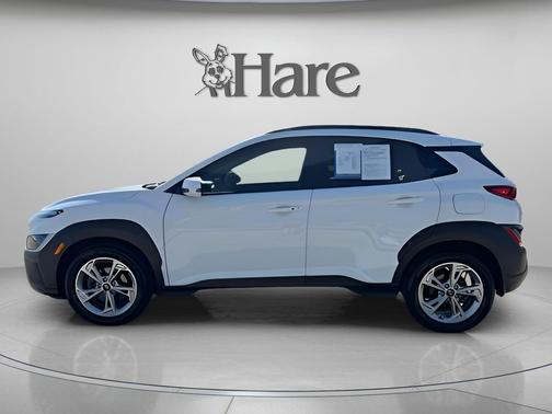 Lunar White 2023 Hyundai KONA SEL