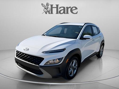 Lunar White 2023 Hyundai KONA SEL
