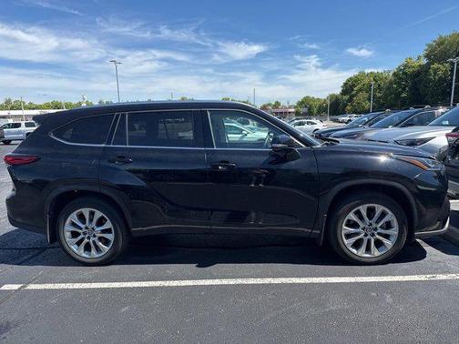 2023 Toyota Highlander Limited