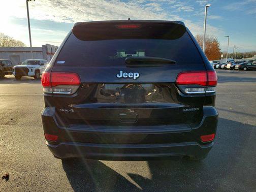 2015 Jeep Grand Cherokee Laredo