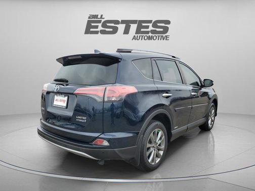 2017 Toyota RAV4 Hybrid SE